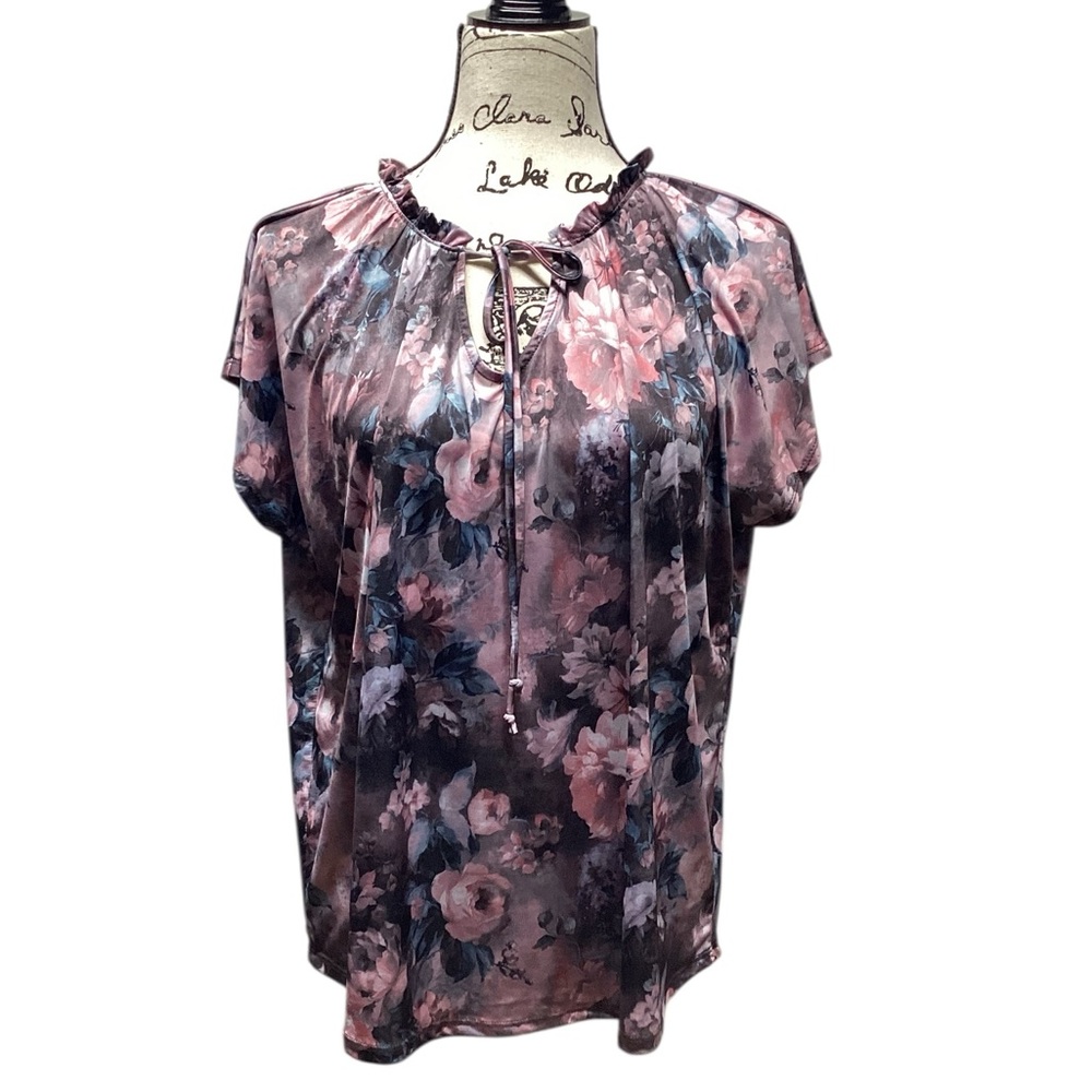 Sew in Love light weight cottagecore floral blouse Purple tones size Medium